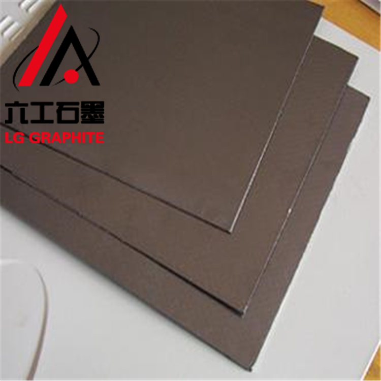 石墨板是什么，在工業(yè)生產(chǎn)中有什么用途？